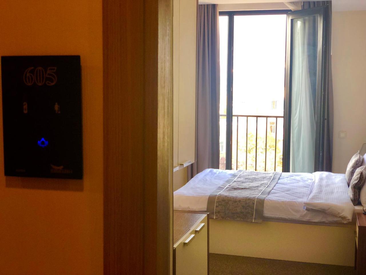 Tbili Hotel Tbilisi Exteriér fotografie